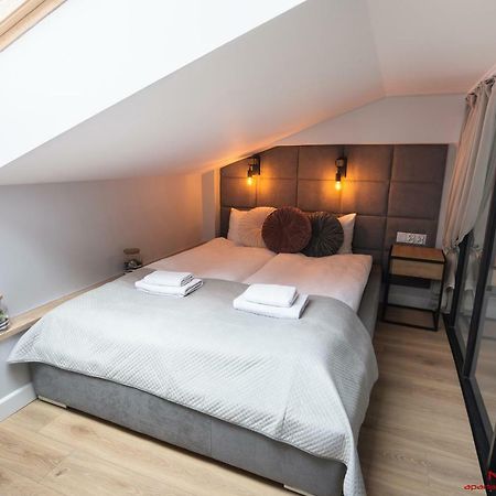 Premium Apartment Old Town Topolowa Краков Экстерьер фото